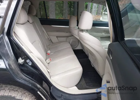 2013 Subaru Outback 2.5I Premium из США, поврежденный, VIN 4S4BRCGC9D3239370